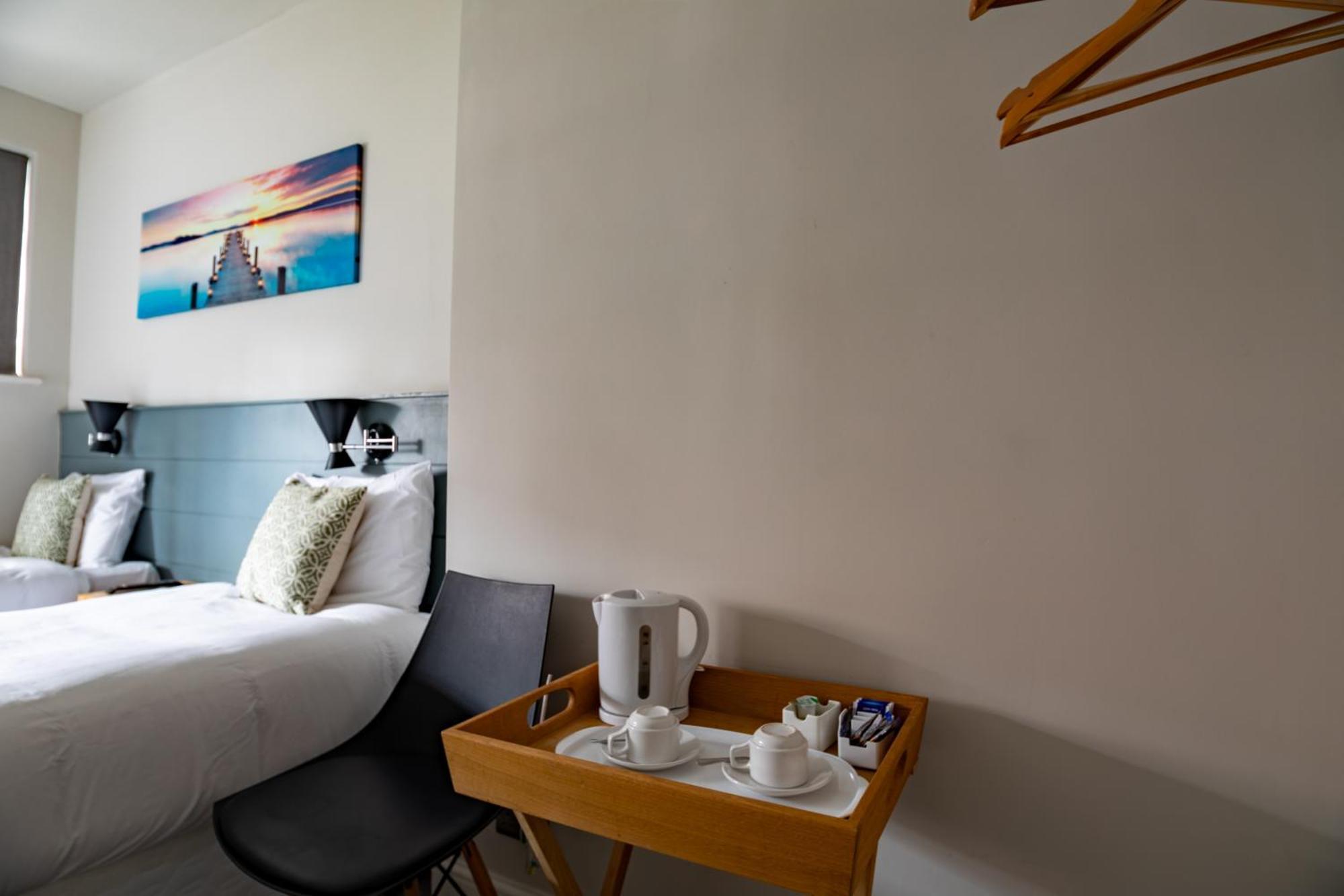 بيفينسي The Bay Hotel المظهر الخارجي الصورة